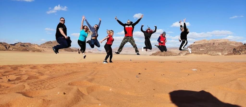 Wadi Rum Wonders Camp ภายนอก รูปภาพ