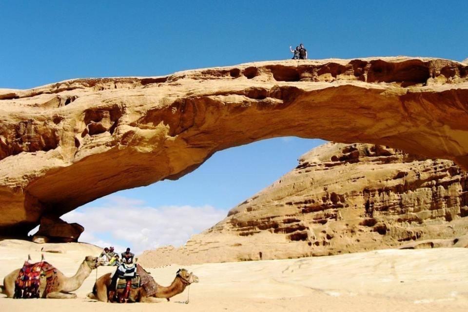 Wadi Rum Wonders Camp ภายนอก รูปภาพ