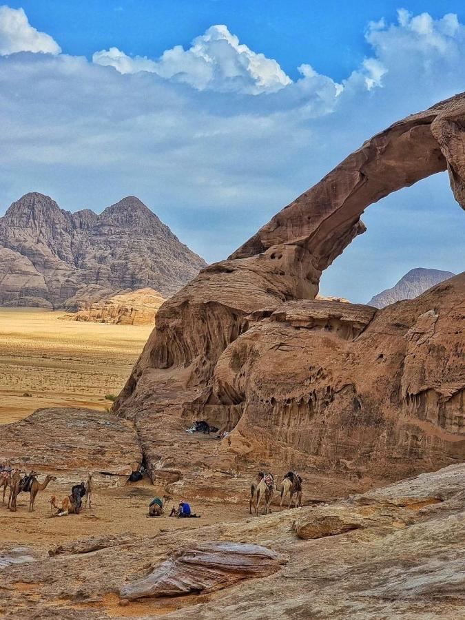 Wadi Rum Wonders Camp ภายนอก รูปภาพ